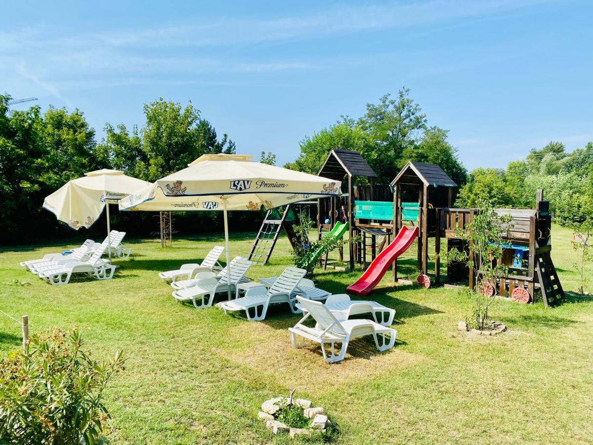 Villa Larus Палич Екстер'єр фото